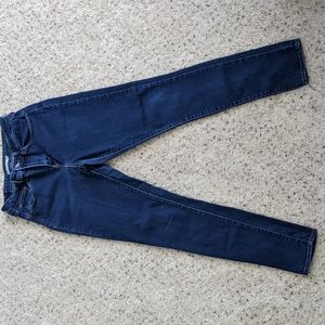 Levi's High Rise Skinny, Size 28, Dark Wash